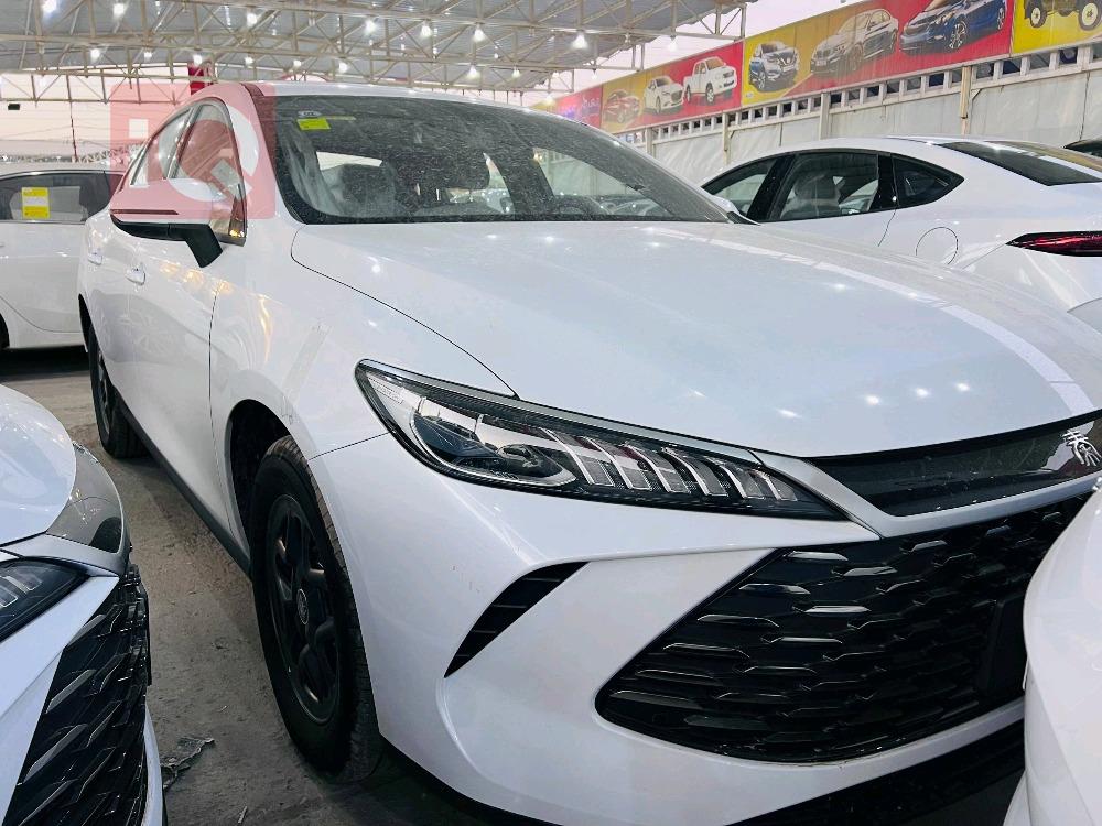 بي واي دي Qin Plus